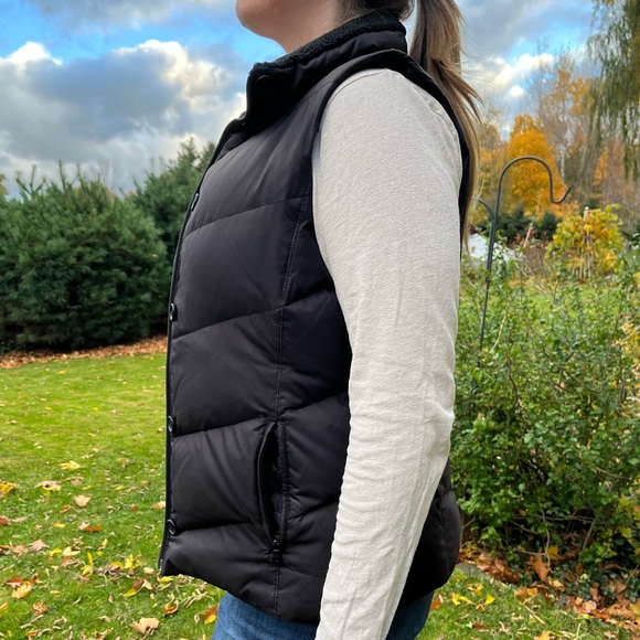 Banana Republic Black Vest, Size M - Picture 3 of 7